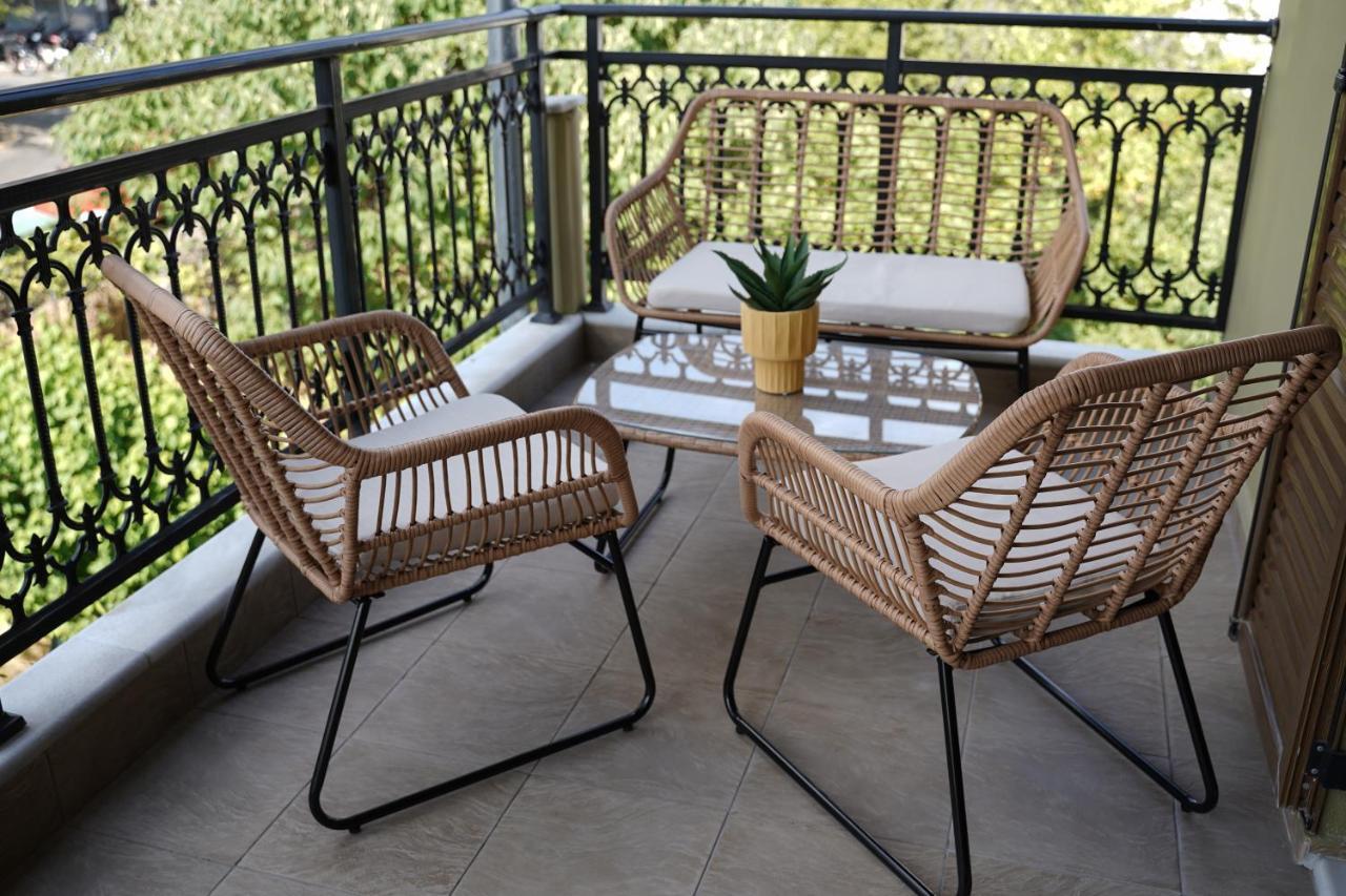Grand View Suites Meteora Kalambaka Esterno foto