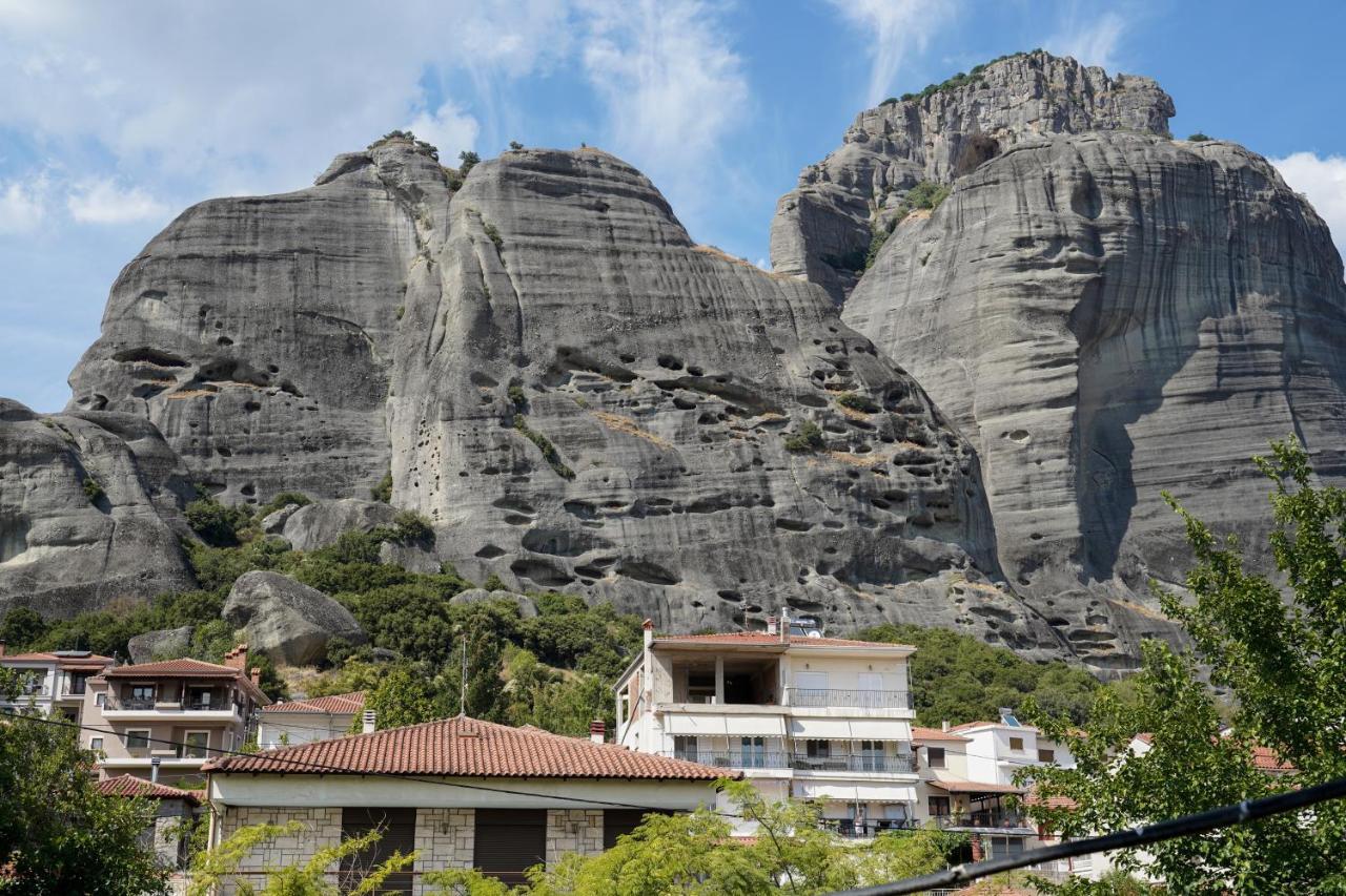 Grand View Suites Meteora Kalambaka Esterno foto