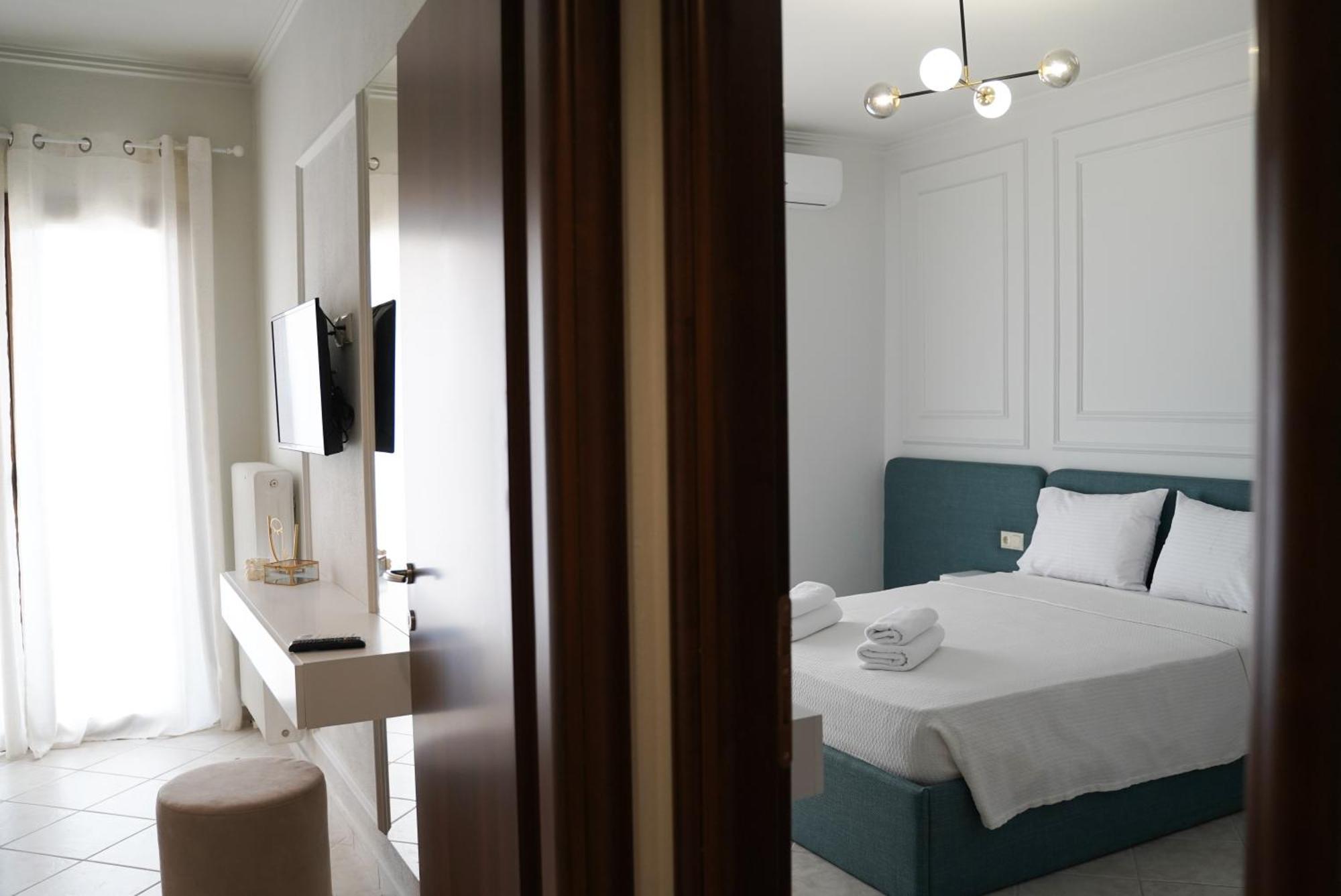 Grand View Suites Meteora Kalambaka Esterno foto