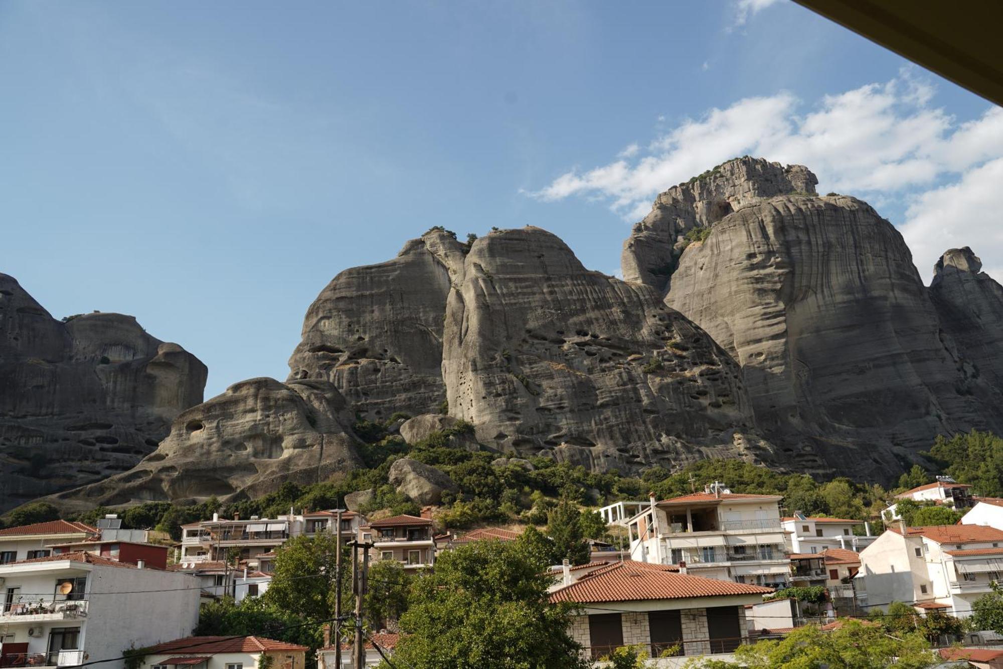 Grand View Suites Meteora Kalambaka Esterno foto