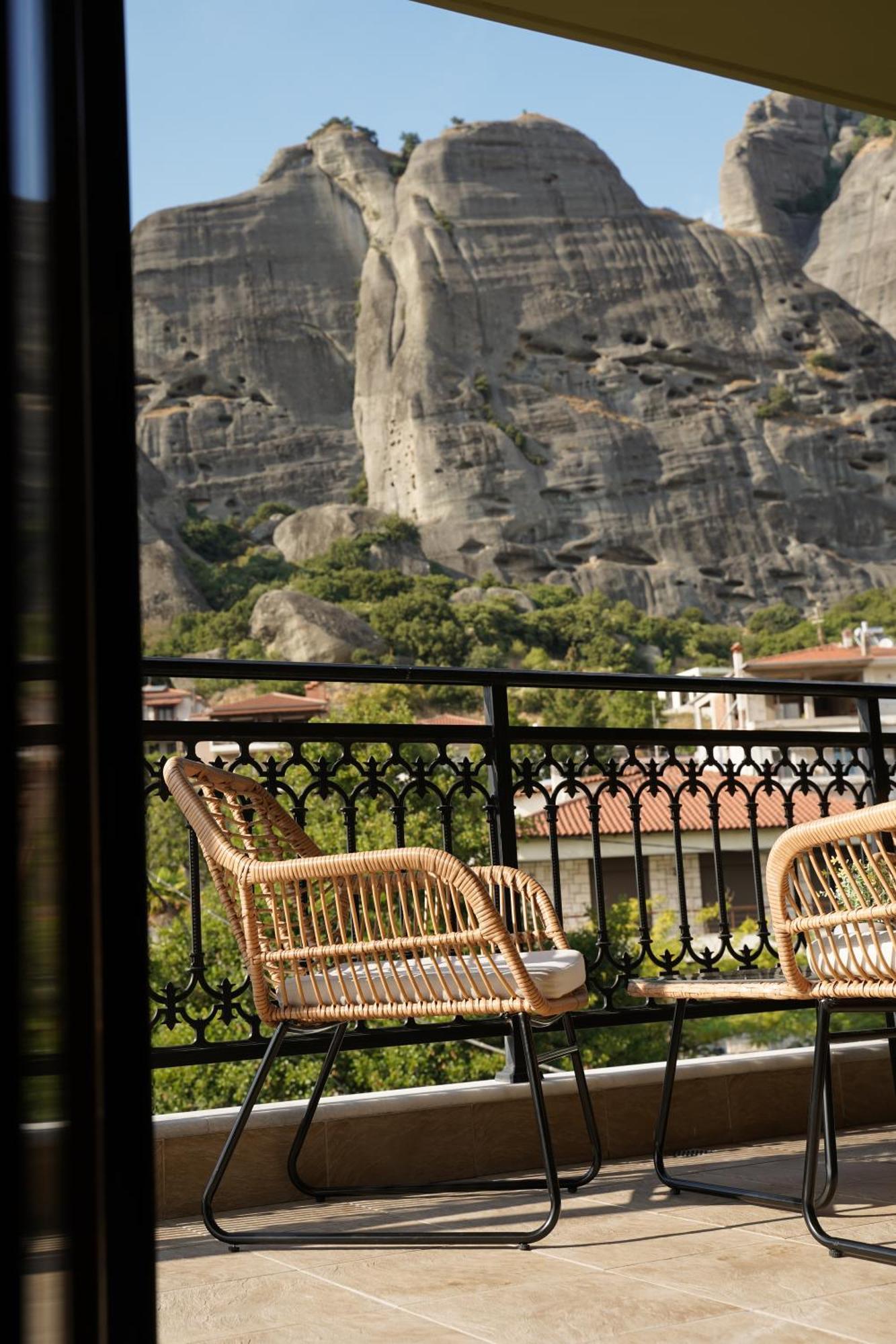 Grand View Suites Meteora Kalambaka Esterno foto